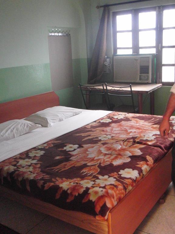 Shivakashi Guest House Varanasi Rom bilde